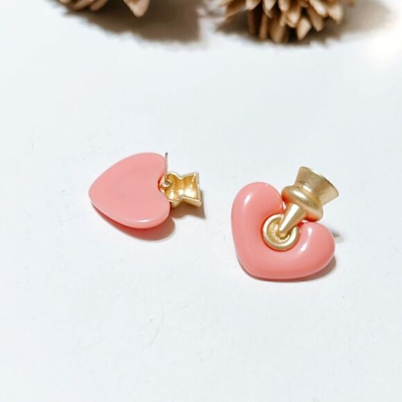 Heart stud earrings M171 - Picture 4 of 6